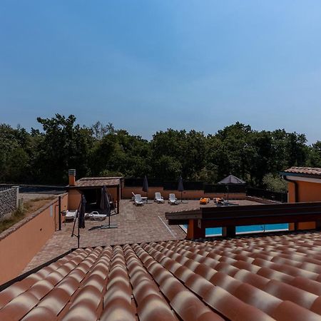 Apartments Marancin 乌马格 外观 照片