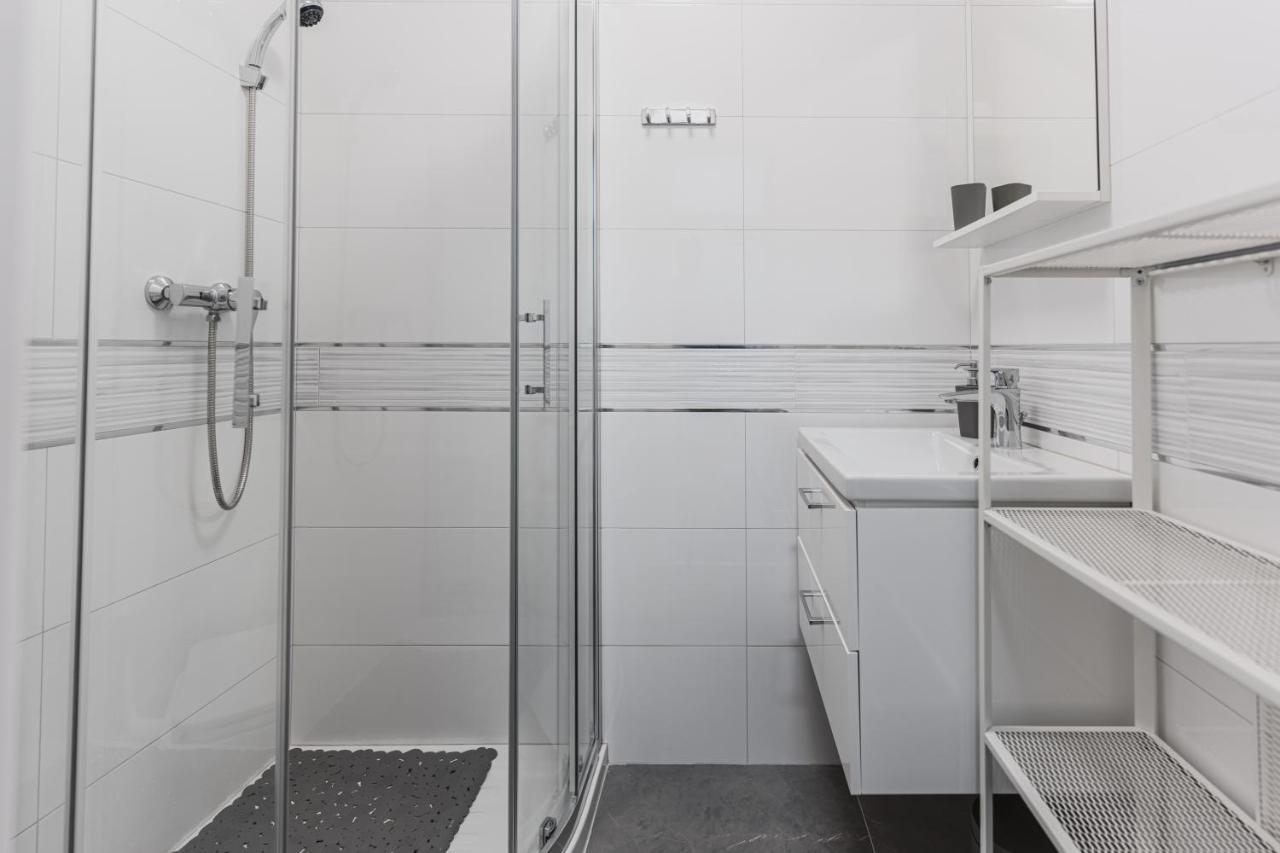 Apartments Marancin 乌马格 外观 照片
